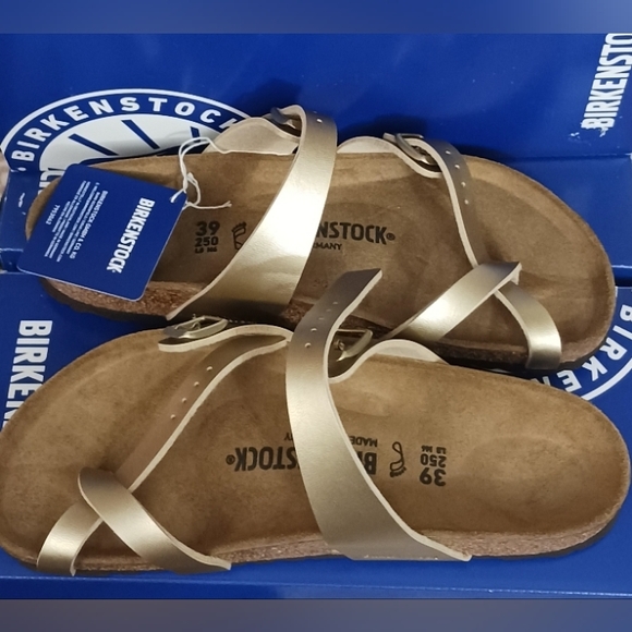 Birkenstock Shoes - Birkenstock Mayari Gold Sandals size 8 for Women